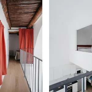 casa-napoletana-nilo.hotels-amalfi.com/